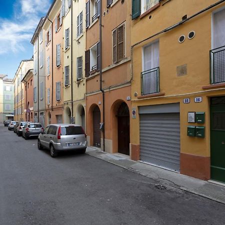 Rua Freda Apartments Modena Exterior photo