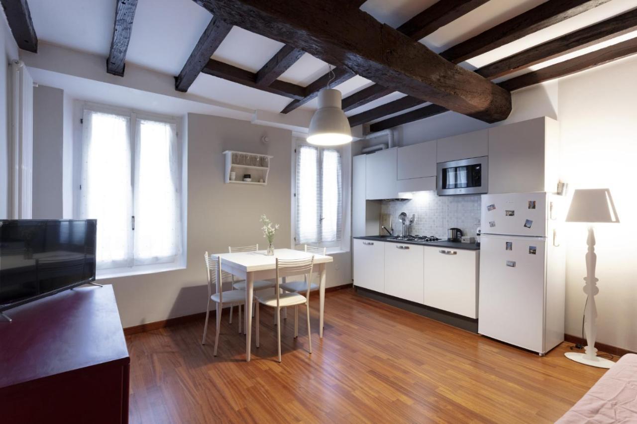 Rua Freda Apartments Modena Exterior photo